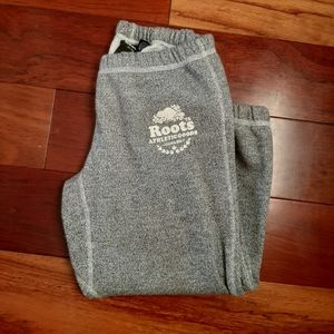 Roots salt and pepper grey capris sweatpants